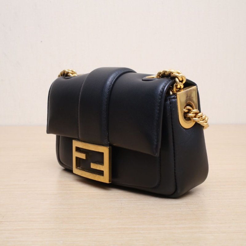 FENDI Baguette法棍包Mini黑色羊皮肩背包-4