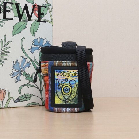 LOEWE 彩色帆布銀扣水桶單肩包肩背包