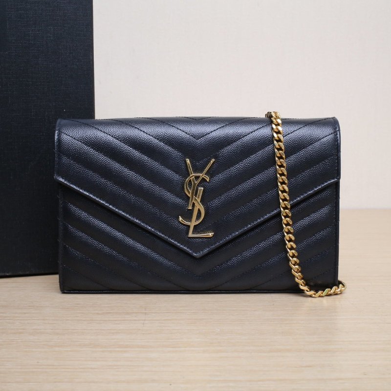 SAINT LAURENT CASSANDRA信封鏈條包22MATELASSV紋黑色荔枝牛皮金扣肩背包-0