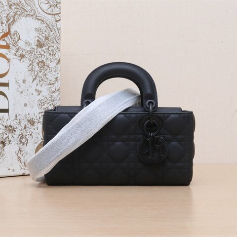 DIOR LadyD-Joy橫版戴妃包小號22黑色牛皮磨砂扣2023肩背包