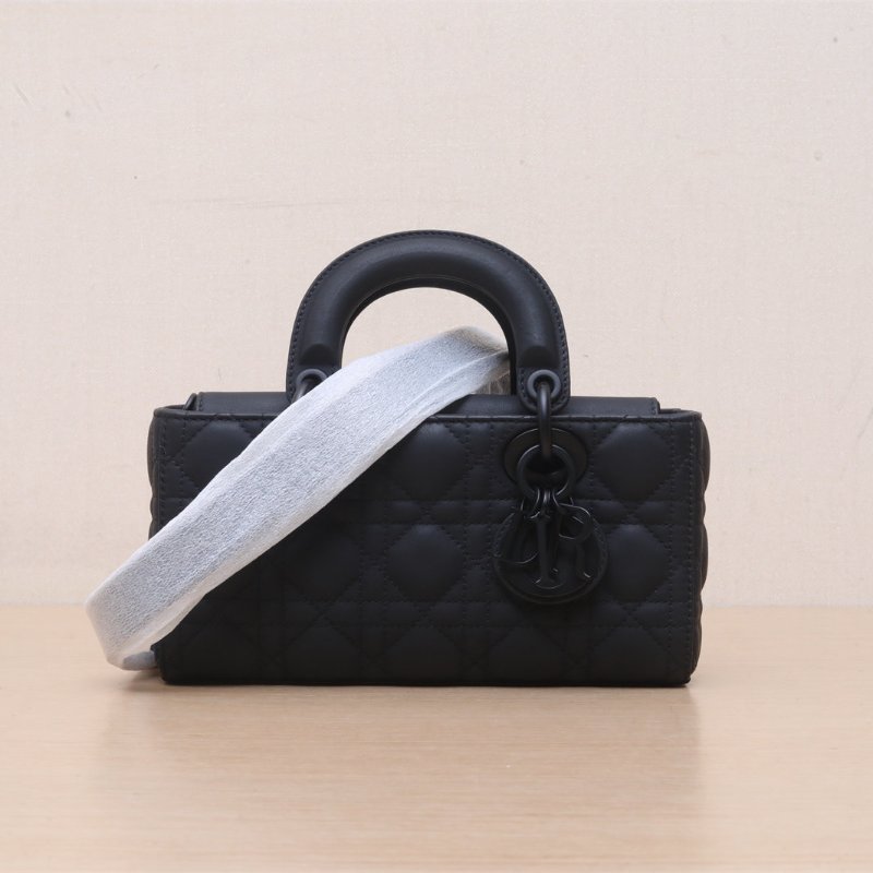 DIOR LadyD-Joy橫版戴妃包小號22黑色牛皮磨砂扣2023肩背包-1