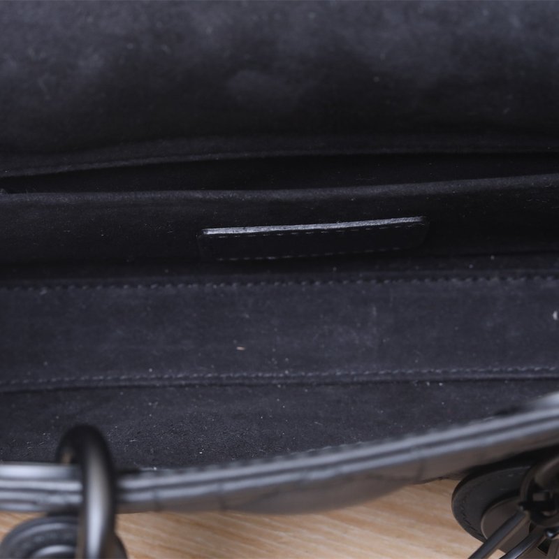 DIOR LadyD-Joy橫版戴妃包小號22黑色牛皮磨砂扣2023肩背包-4