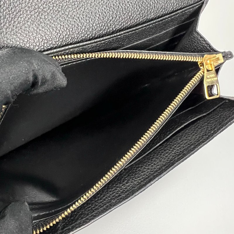 LV M80496/晶片款 Sarah黑壓紋信封掀蓋長夾-7