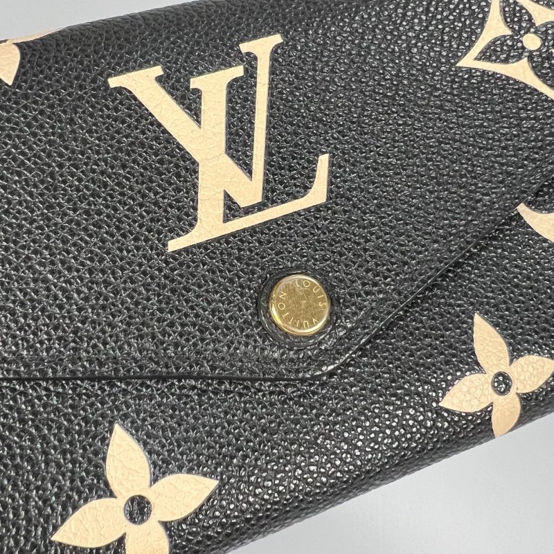 LV M80496/晶片款 Sarah黑壓紋信封掀蓋長夾-9