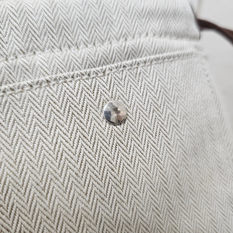 [好物出清❣️] Hermes 米白帆布Fourbi20收納化妝包-14