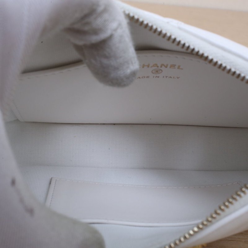 CHANEL 24C19Bag皮穿鏈Hobo腋下包20白色牛皮鐳射標金銀扣肩背包-2