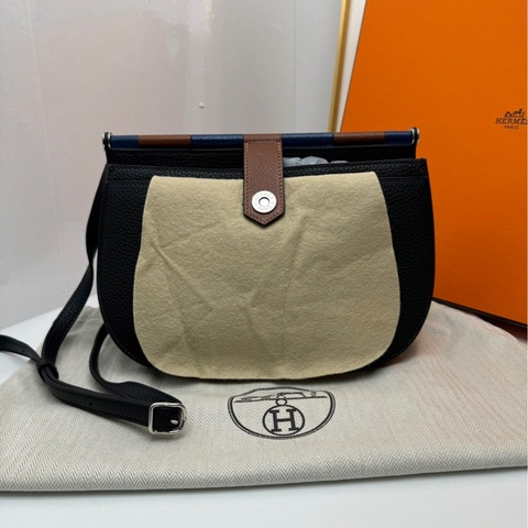【99❤️】Hermes Sac Saut 25 黑色銀扣 tc皮 D刻  斜挎包單肩包