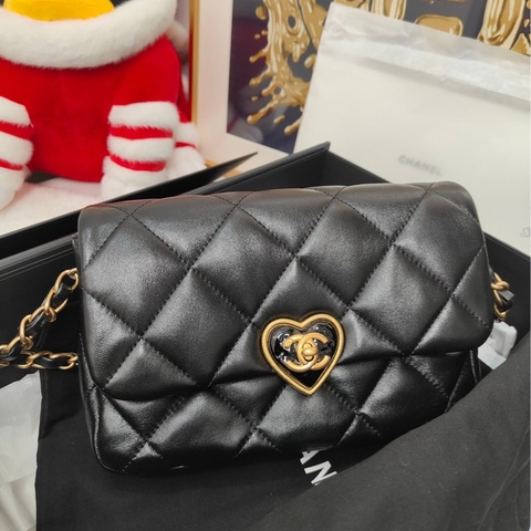 【全❤️全套帶票】CHANEL 23s桃心（愛心）小羊皮口蓋鏈條包 中號  斜挎包單肩包