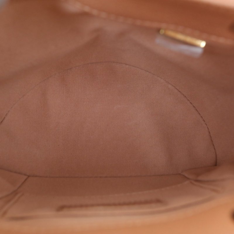 CHANEL Duma抽繩口蓋雙肩包雙口袋奶茶色荔枝牛皮晶片開淺金扣肩背包-2