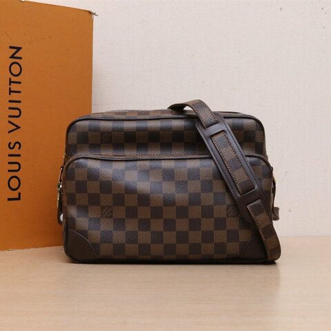 LOUIS VUITTON 棕色棋盤格PVC金扣2006雙層相機包肩背包