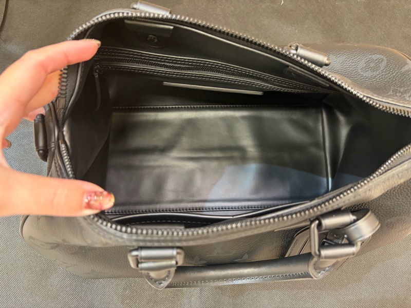 LV 超黑色牛皮黑釦Speedy P9 30-7