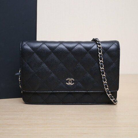 CHANEL CFWOC19黑色荔枝牛皮27開銀扣肩背包