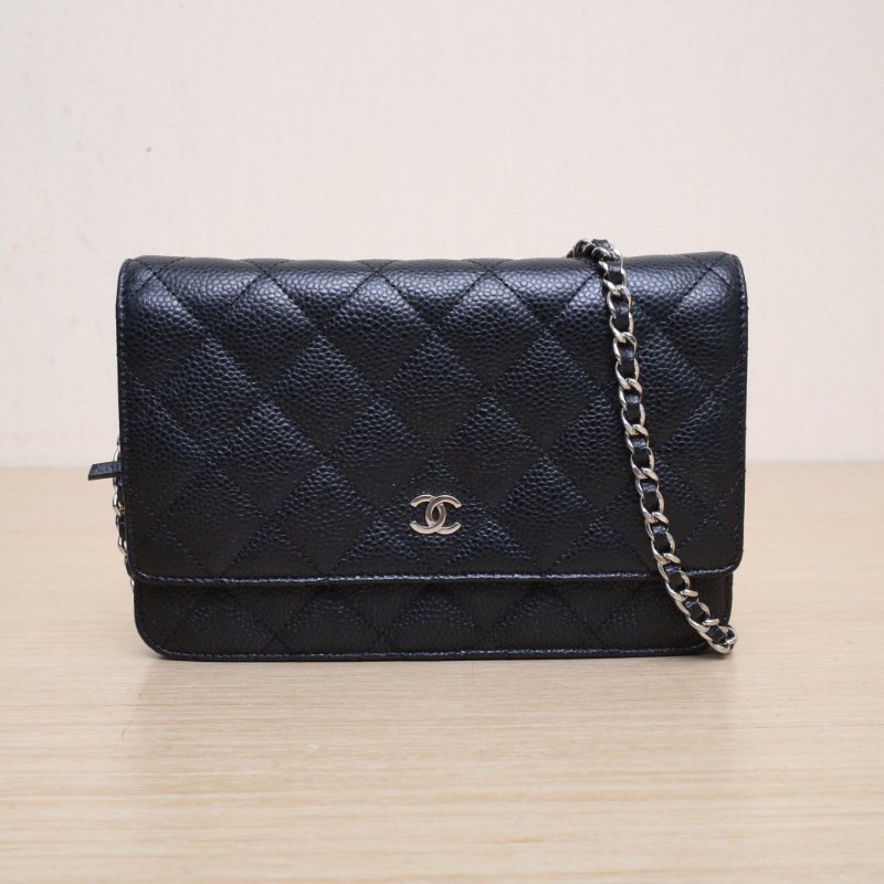 CHANEL CFWOC19黑色荔枝牛皮27開銀扣肩背包-1