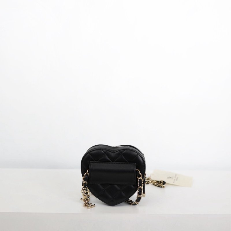 二手Chanel 愛心腰包-3