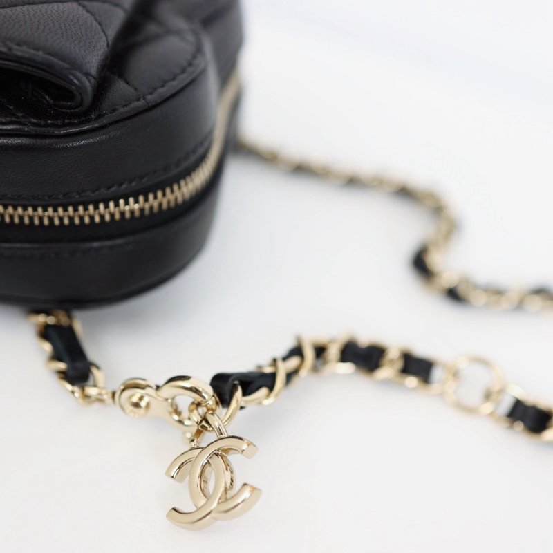 二手Chanel 愛心腰包-8