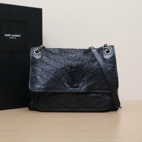 SAINT LAURENT Niki大號32D扣黑色牛皮銀扣肩背包