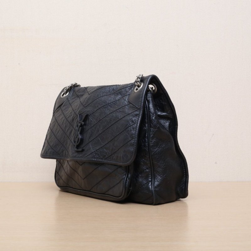 SAINT LAURENT Niki大號32D扣黑色牛皮銀扣肩背包-3