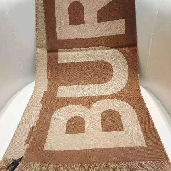 Burberry 字母雙色羊毛圍巾 咖米-8