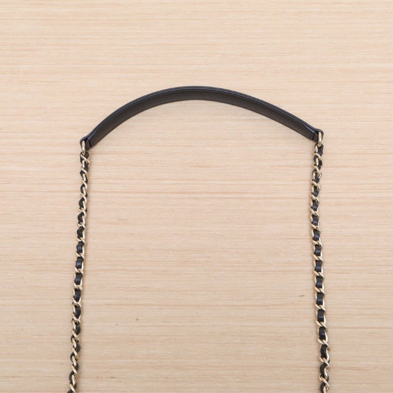 CHANEL BusinessAffinity口蓋郵差包配手柄小號19黑色荔枝牛皮23開金扣光面皮手柄肩背包-2