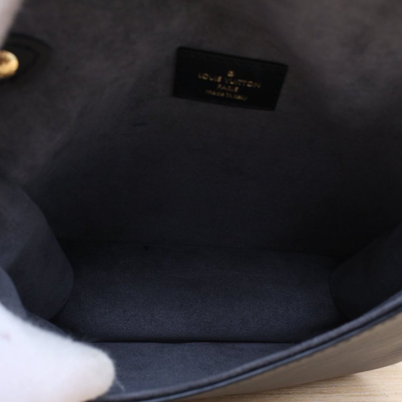 LOUIS VUITTON 黑色EPI水波紋牛皮晶片Saumur雙子星小號20水波紋肩背包-4