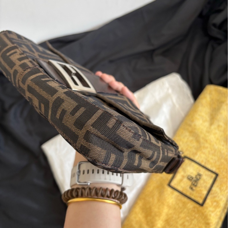 🤎fendi 老花小法棍手提包 單肩包-3