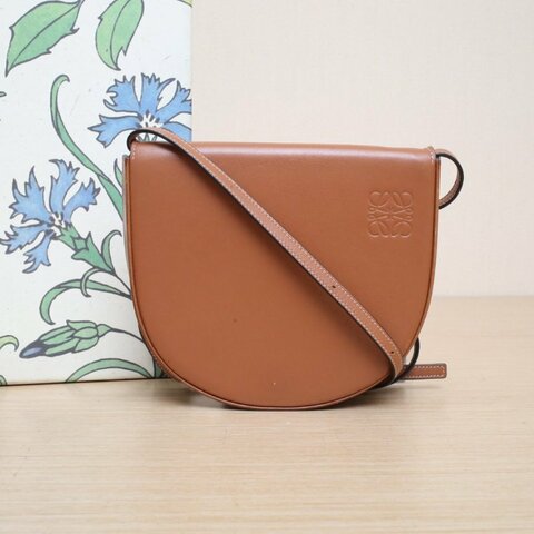 LOEWE HeelBag金棕色牛皮肩背包