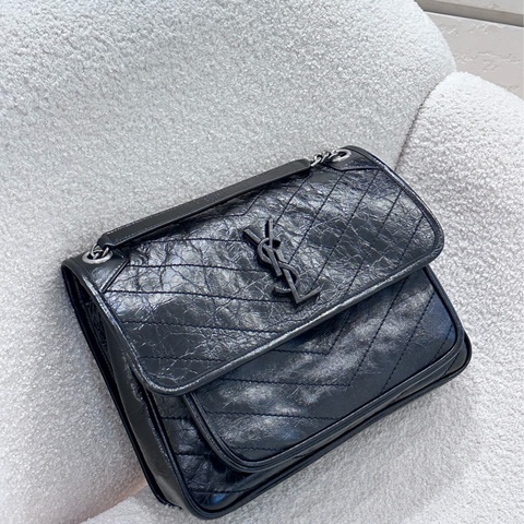 【全❤️🆕】SAINT LAURENT YSL Niki 黑鏈黑標Logo復古褶皺 流浪包斜挎單肩包 中號 黑色