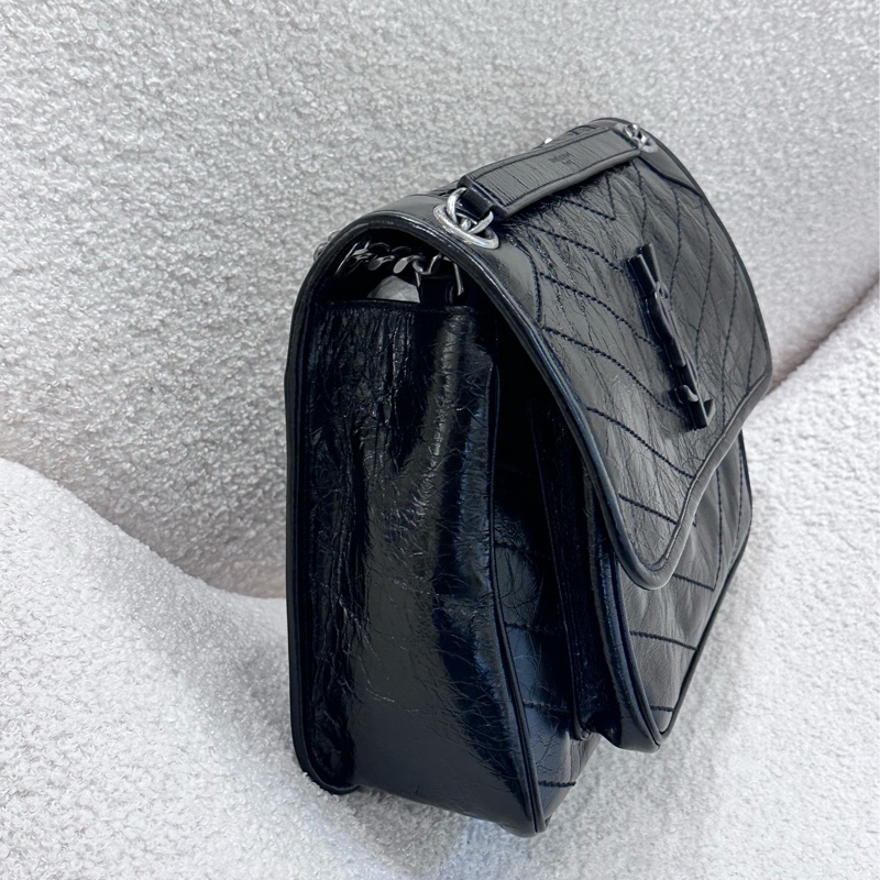 【全❤️🆕】SAINT LAURENT YSL Niki 黑鏈黑標Logo復古褶皺 流浪包斜挎單肩包 中號 黑色-1