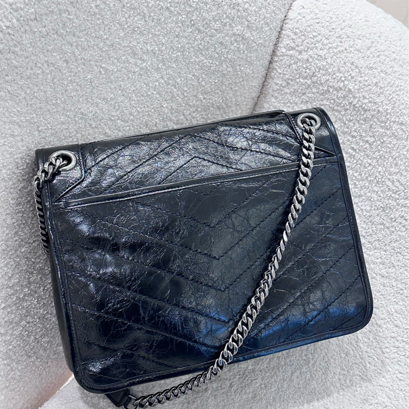 【全❤️🆕】SAINT LAURENT YSL Niki 黑鏈黑標Logo復古褶皺 流浪包斜挎單肩包 中號 黑色-2