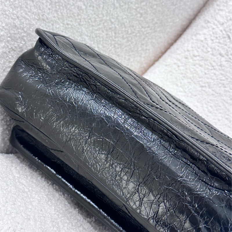 【全❤️🆕】SAINT LAURENT YSL Niki 黑鏈黑標Logo復古褶皺 流浪包斜挎單肩包 中號 黑色-3