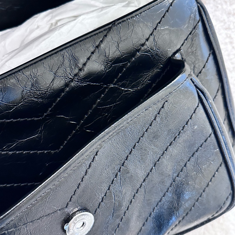 【全❤️🆕】SAINT LAURENT YSL Niki 黑鏈黑標Logo復古褶皺 流浪包斜挎單肩包 中號 黑色-5