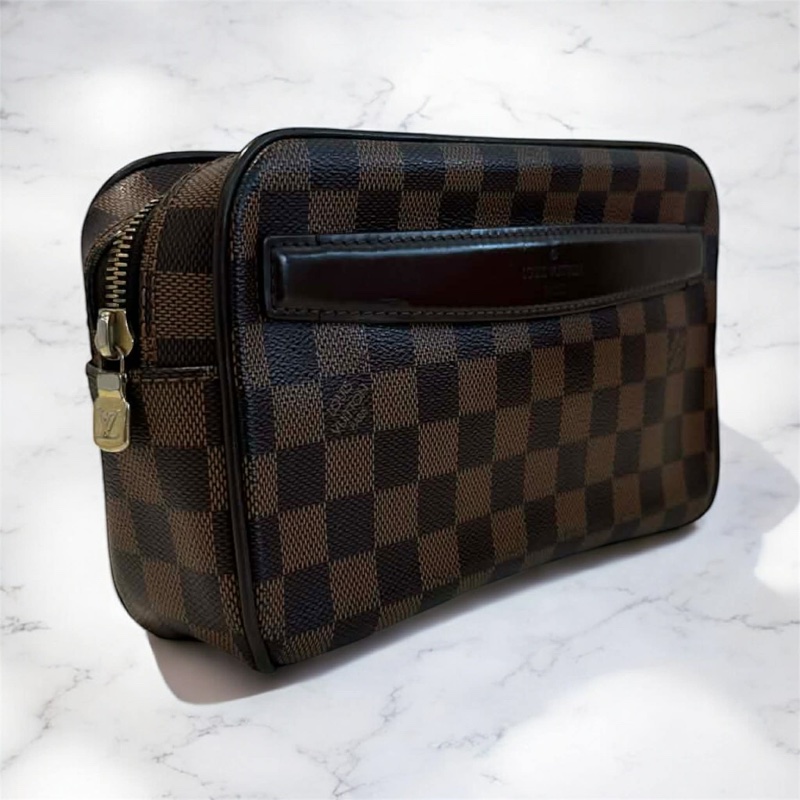 LV棋盤格手拿包-1