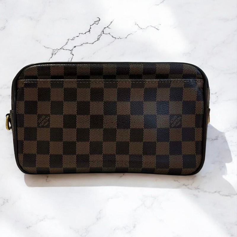 LV棋盤格手拿包-2