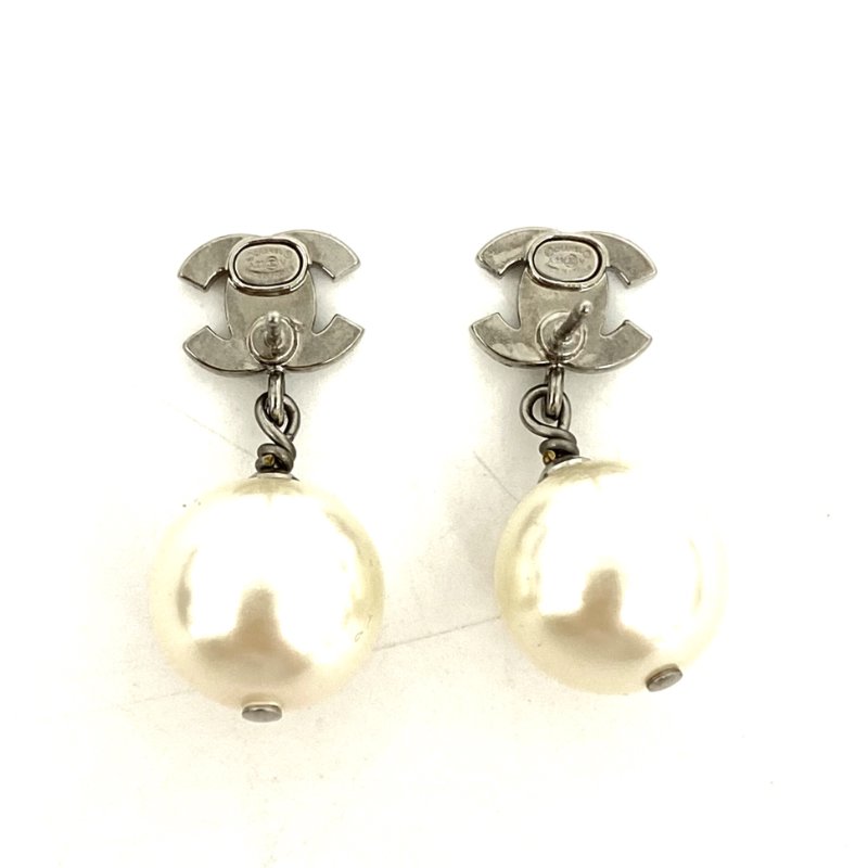 ☆ Chanel 香奈兒 Silver-tone Metal Faux Pearl Earrings A23V 銀色金屬仿珍珠耳環 A23V - 257021685-2