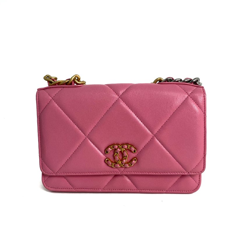 △ Chanel 香奈兒 19 Pink Lambskin Gold And Silver Tone Metal, Ruthenium-Finish Metal Wallet On Chain No.31 19粉紅色小羊皮金色銀色金屬鍍釕金屬鎖鏈銀包No.31 - 257022475-1