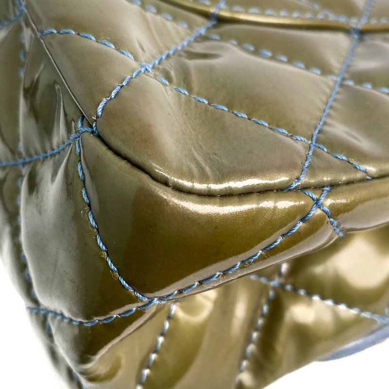 △ Chanel 香奈兒 2.55 Navy Enamel Silver Tone Metal Classic Double Flap Chain Shoulder Bag A37590 No.15 2.55深藍色漆皮銀色金屬鎖鏈肩背袋No.15 - 257022425-9