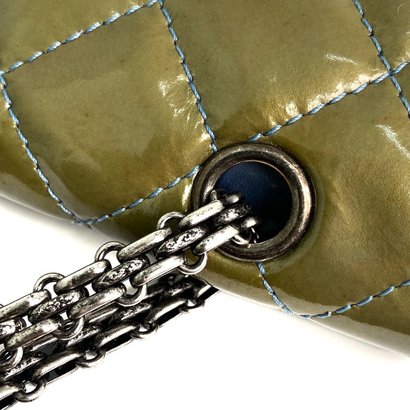 △ Chanel 香奈兒 2.55 Navy Enamel Silver Tone Metal Classic Double Flap Chain Shoulder Bag A37590 No.15 2.55深藍色漆皮銀色金屬鎖鏈肩背袋No.15 - 257022425-12