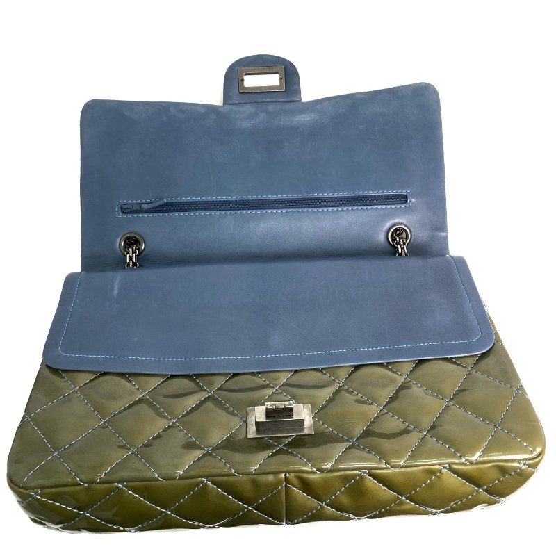 △ Chanel 香奈兒 2.55 Navy Enamel Silver Tone Metal Classic Double Flap Chain Shoulder Bag A37590 No.15 2.55深藍色漆皮銀色金屬鎖鏈肩背袋No.15 - 257022425-14