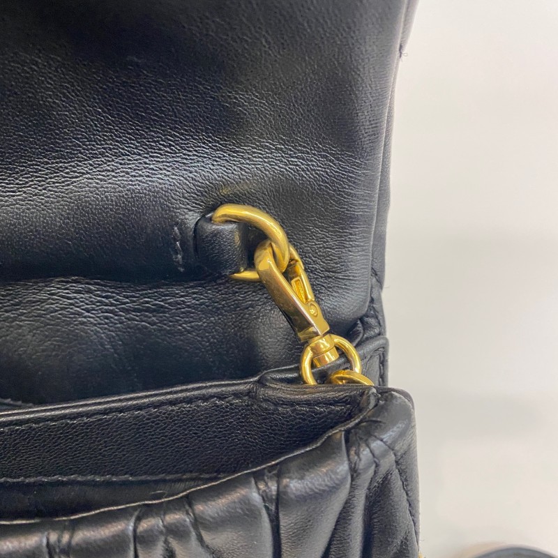 MiuMiu/繆繆黑金羊皮皺褶鏈條woc單肩斜挎包-10