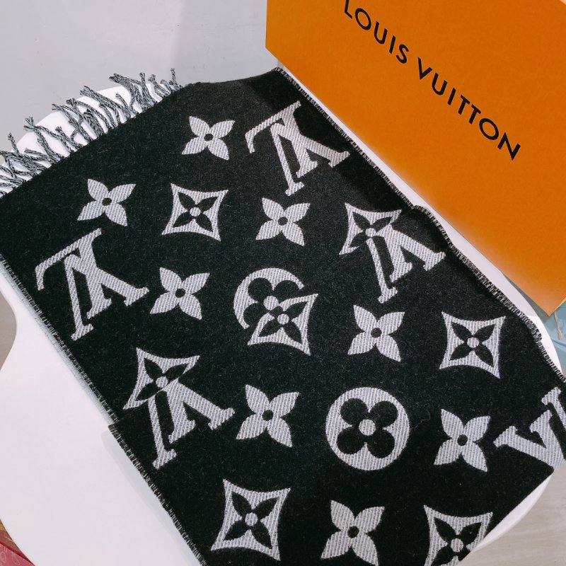 TW4564 Louis Vuitton 路易威登 經典logo 100%羊毛圍巾 Essential 186 x 34 cm Scarf 100% Wool Black-3