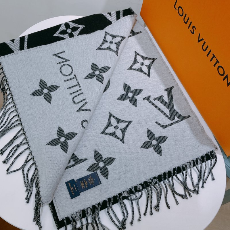 TW4564 Louis Vuitton 路易威登 經典logo 100%羊毛圍巾 Essential 186 x 34 cm Scarf 100% Wool Black-4