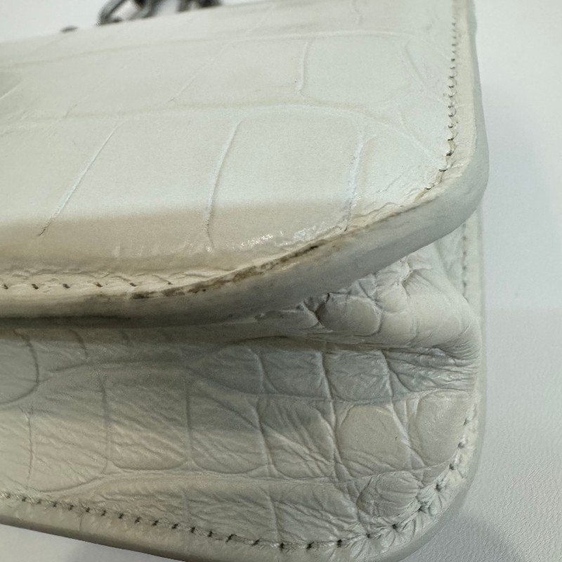 Balenciaga/巴黎世家Gossip白色雙B鱷魚壓紋小牛皮相機包斜挎單肩包-10