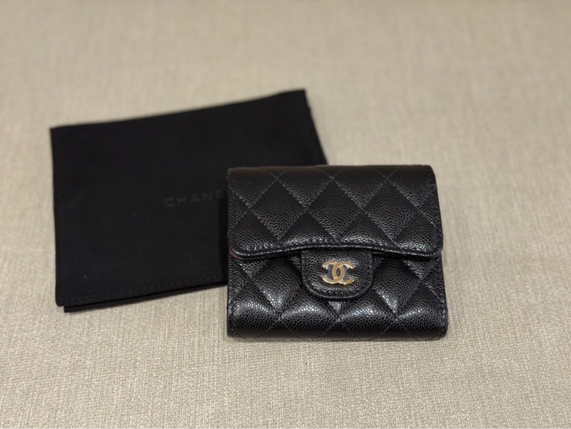 Chanel 黑荔枝紋金釦短夾 閒置新/芯片-0