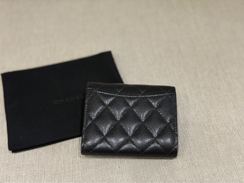 Chanel 黑荔枝紋金釦短夾 閒置新/芯片-1