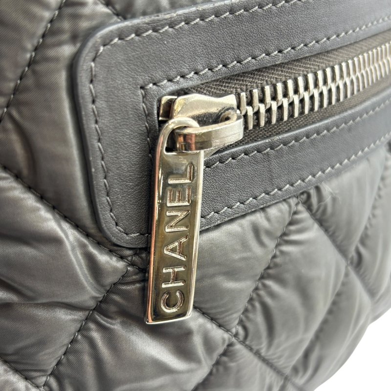 【美收精品】CHANEL 黑綠色尼龍肩背包 B-981【隔月月中將轉賣至日本 上架期限30天】-6