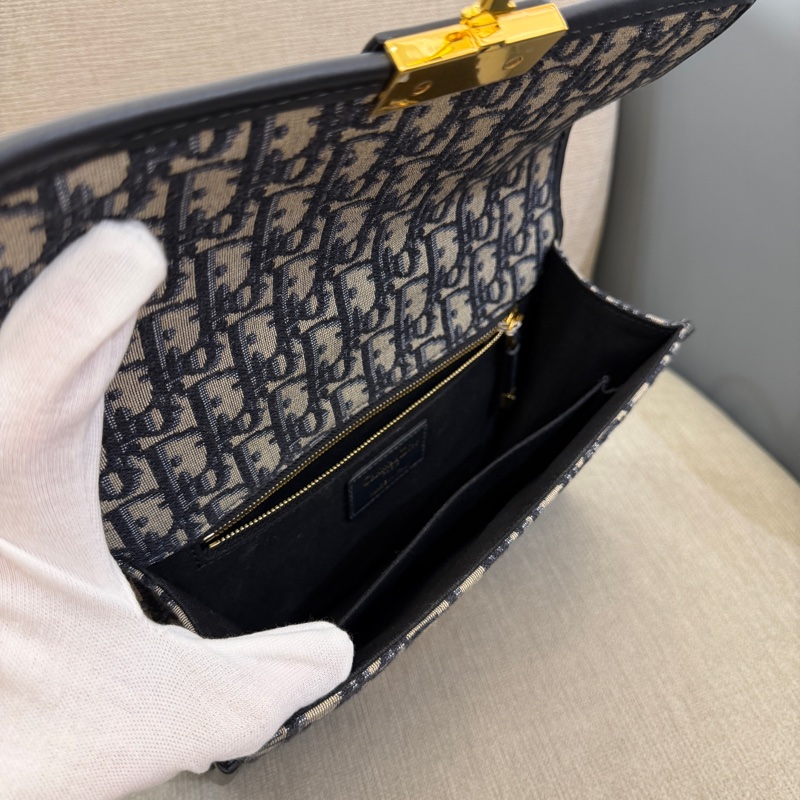 Dior蒙田30💙緹花CD-7