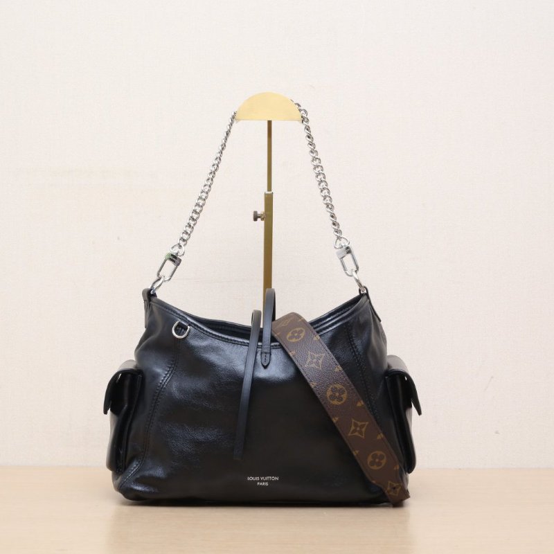 LOUIS VUITTON CARRYALLCargo小號33.5黑色羊皮銀扣晶片肩背包-1