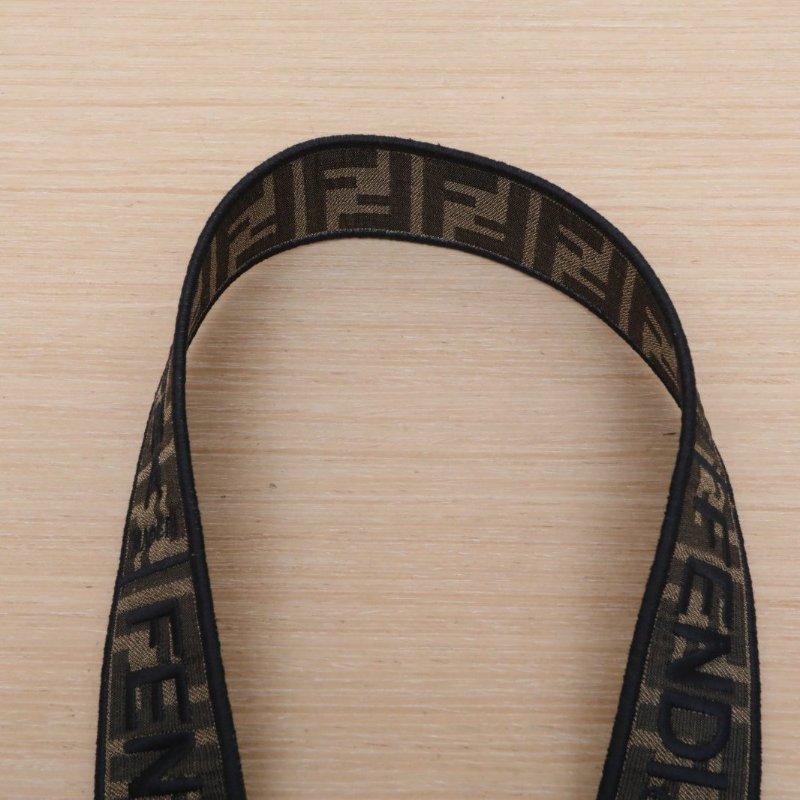 FENDI Baguette法棍包中號老花帆布金扣肩背包-2