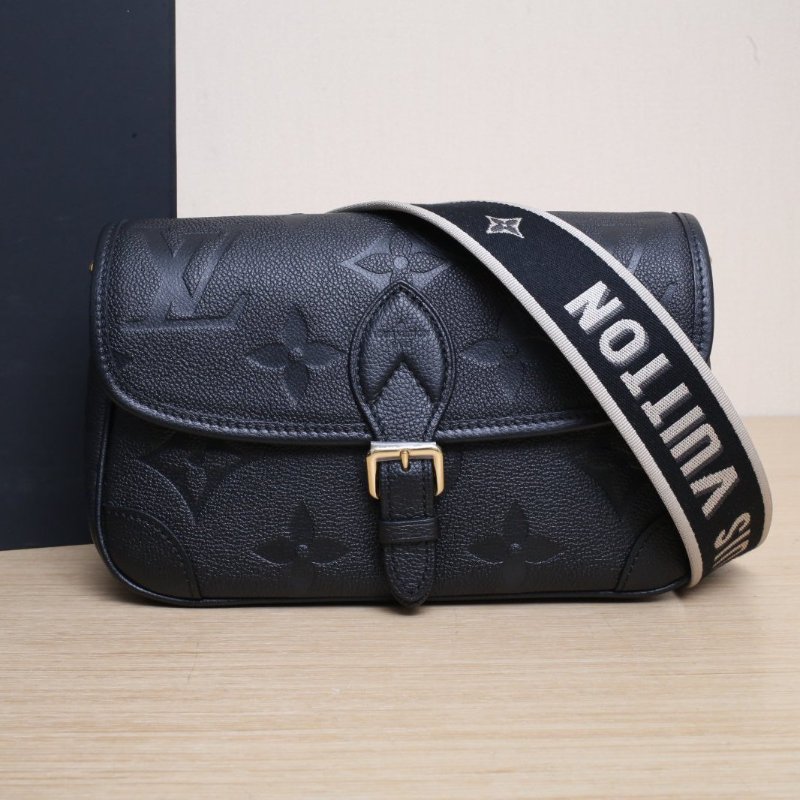 LOUIS VUITTON Diane法棍包24可拆卸寬肩帶黑色牛皮晶片肩背包-0