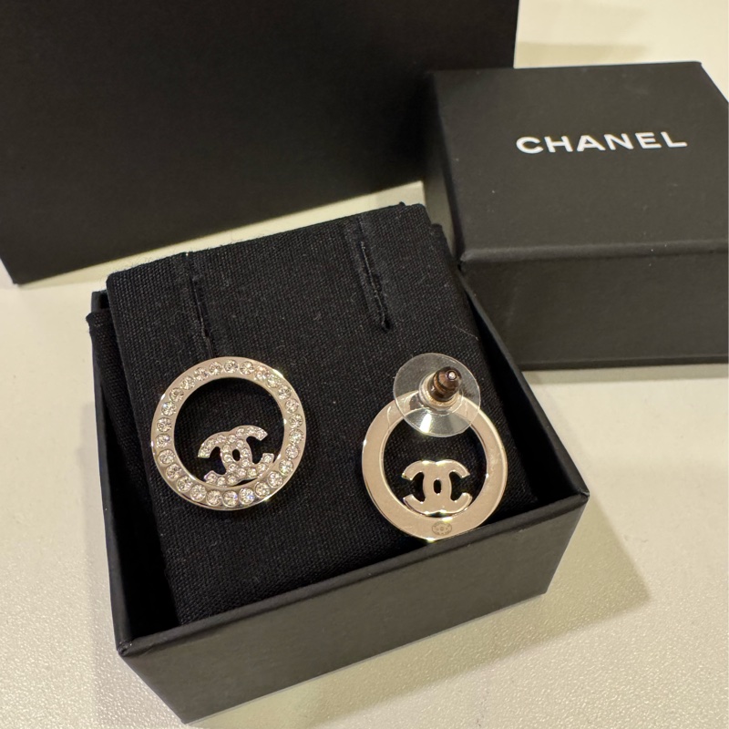 Chanel 滿鑽耳環-1